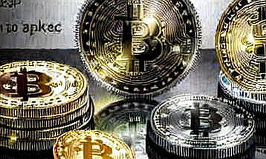 The Regulatory Coup: Why Phantom and Hyperliquid’s CFTC Gambit Is a Structural Bet Against Ambiguity The Regulatory Coup: Why Phantom and Hyperliquid’s CFTC Gambit Is a Structural Bet Against Ambiguity